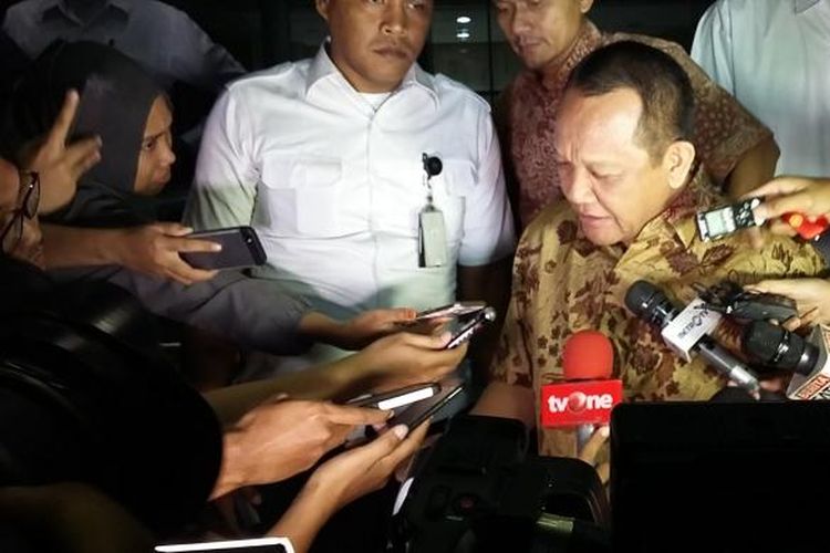 Sekretaris Mahkamah Agung Nurhadi, seusai diperiksa di Gedung Komisi Pemberantasan Korupsi (KPK), Jakarta, Selasa (8/3/2016).