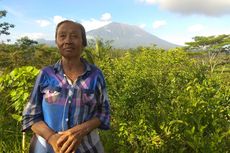 Kisah Pengungsi Gunung Agung 1963: Gelap dan Kami Ngungsi Bawa Obor