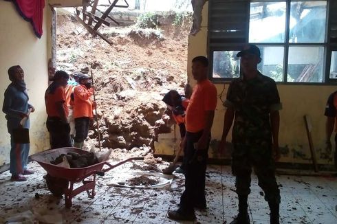 Bangunan SMP di Tasikmalaya Jebol, Kegiatan Belajar Siswa Tak Terganggu