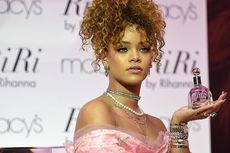 Rihanna Cetak Sejarah Tampil di Sampul Vogue British Edisi September