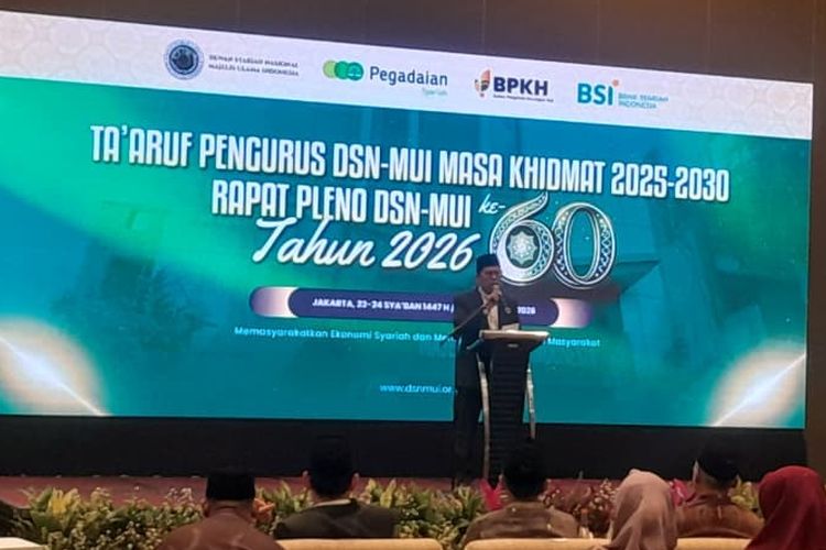 Ketua Badan Pengurus DSN MUI Cholil Nafis