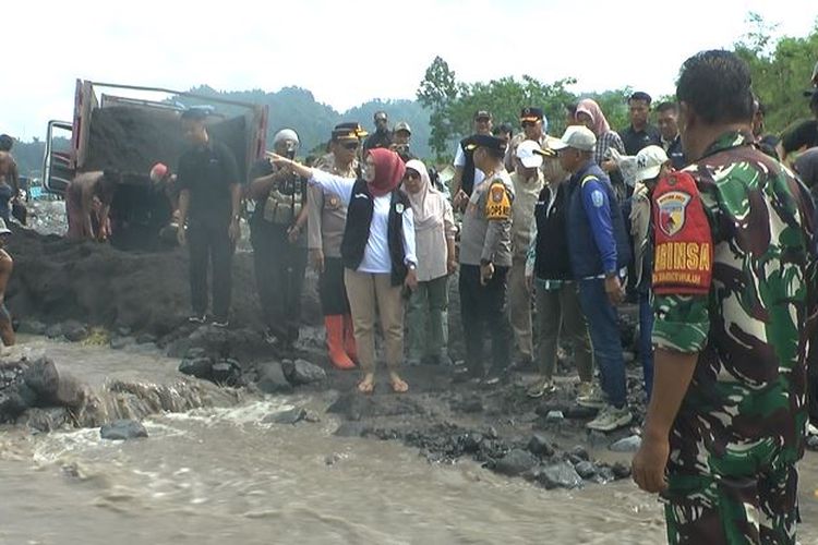 256 Jiwa Terancam Banjir Lahar Semeru akibat Tanggul Rusak, Ini Langkah Pemkab Lumajang