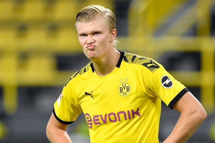 Striker Borussia Dortmund Erling Braut Haaland. 