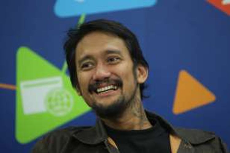 Tora Sudiro, pemain film Juara, diwawancara di Kantor Redaksi Kompas.com, Jakarta, Kamis (31/3/2016). Film Juara bergenre drama-aksi-komedi, dirilis pada 14 April 2016.