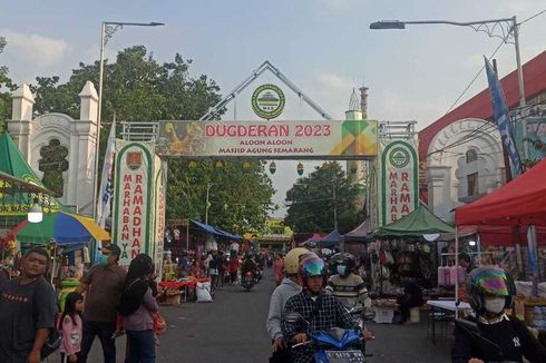 Pengunjung Dugderan Semarang Mengeluh karena Tarif Parkir Mahal