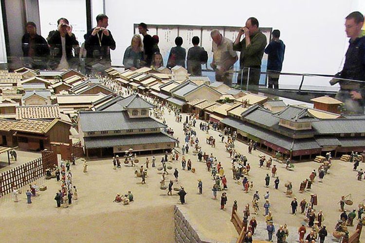 Maket permukiman, pasar, dan jalan utama di Edo dari Nihonbashi pada Periode Edo di Museum Edo-Tokyo, Tokyo, Jepang.