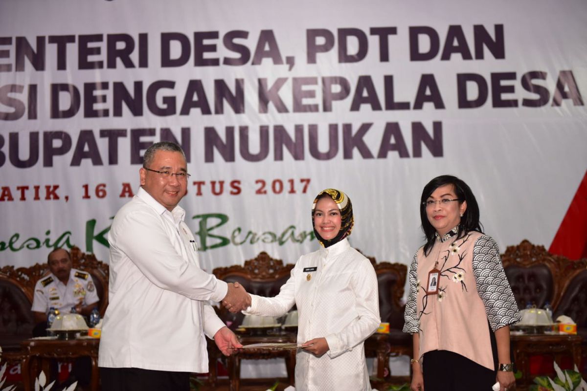 Menteri Pembangunan Daerah Tertinggal dan Transmigrasi Eko Putro Sandjojo saat berada di Kabupaten Nunukan, Rabu (16/8/2017).