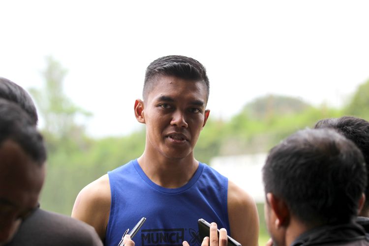 Kiper Arema FC untuk musim 2020, Teguh Amiruddin.