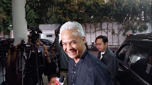 Jelang Pengumuman Hasil Pemilu 2024, Ganjar-Mahfud Buka Puasa Bareng Relawan