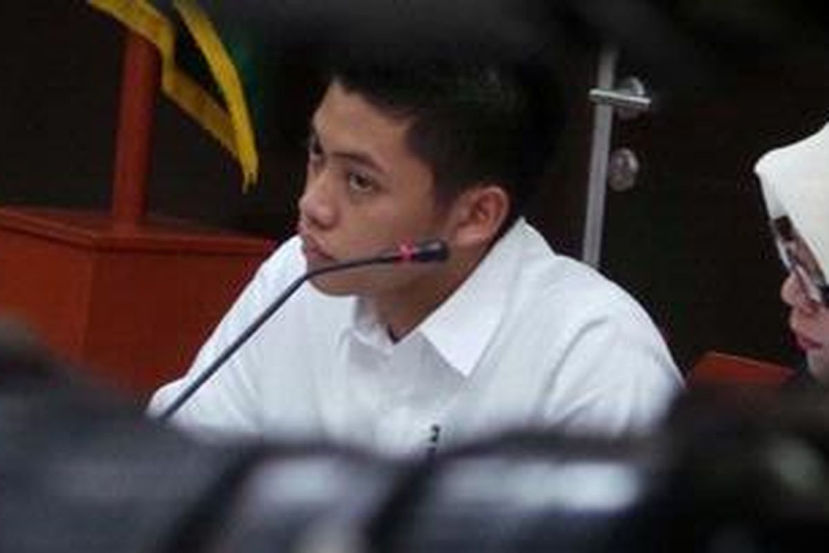 Terdakwa kasus kecelakaan di Tol Jagorawi, 1 januari 2013 lalu, Rasyid Amirullah Rajasa, menjalani sidang ketiga di PN Jakarta Timur, Senin (18/2/2013).