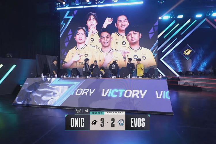 Ilustrasi Onic Esports yang menang melawan Evos Esports dengan skor 3-2.