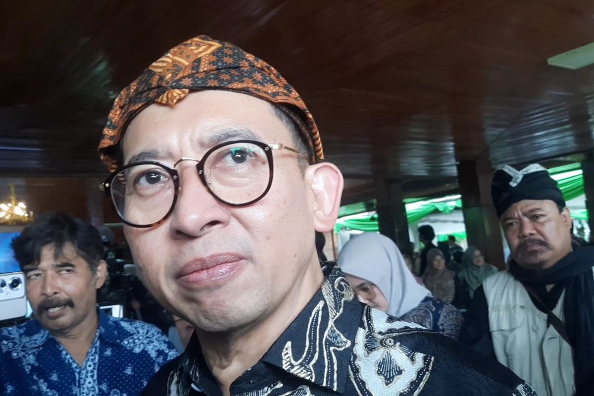 Menteri Kebudayaan (Menbud) Fadli Zon usai membuka 'Festival Blora : Seabad Pramoedya Ananta Toer' di Pendopo Rumah Bupati Blora, Jawa Tengah, Kamis (6/2/2025)