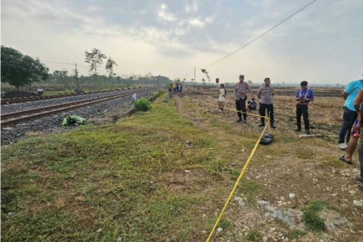 Nekat Lewati Perlintasan yang Sudah Ditutup, Petani di Grobogan Tewas Tertemper KA