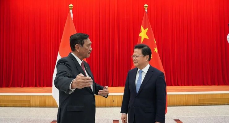 Luhut Ajak Ketua Komisi Pembangunan China Zheng Shanjie Lihat Langsung Proyek KCJB dan IKN 