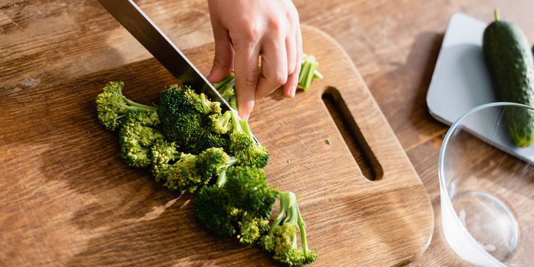 Apa Brokoli Bisa Dimakan Mentah? Berikut Manfaatnya