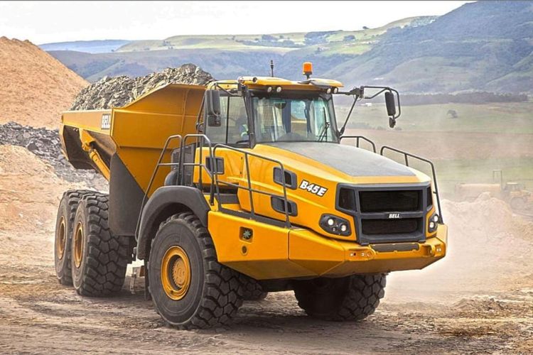 Articulated Dump Truck (ADT) B45E dari Bell mendukung bisnis tambang nikel untuk kendaraan listrik dan menjadi langkah bagi Hexindo untuk menawarkan solusi alat berat bagi pertambangan berskala besar di Indonesia.