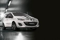 Edisi Spesial Hitam-Putih Mazda2