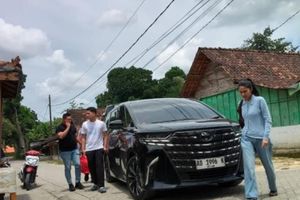 Momen Azizah Salsha Datang ke Rumah Duka Ayah Pratama Arhan Jadi Sorotan