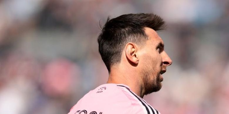 Ekspresi Lionel Messi dalam pertandingan MLS antara Colorado Rapids vs Inter Miami CF di Empower Field At Mile High pada 18 April 2026 di Denver, Colorado. Andrew Wevers/Getty Images/AFP (Foto oleh Andrew Wevers / GETTY IMAGES AMERIKA UTARA / Getty Images melalui AFP)