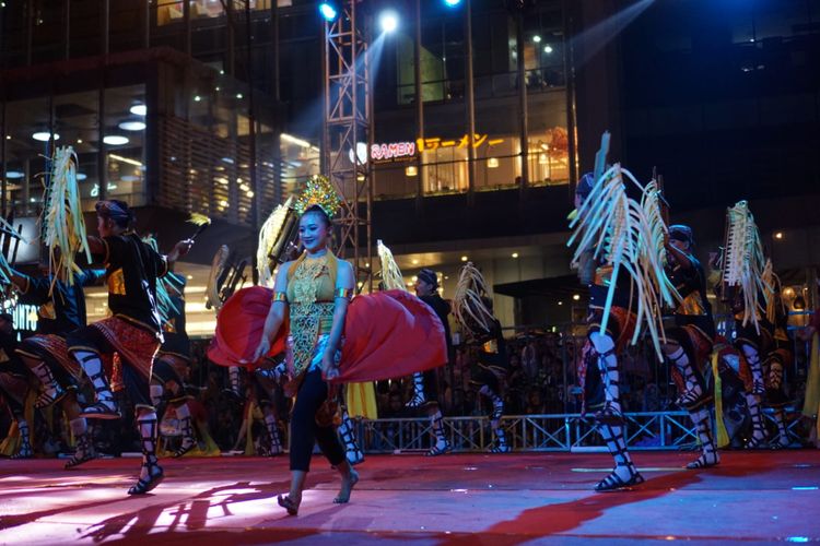 Festival kentongan di Purwokerto, Kabupaten Banyumas, Jawa Tengah, Jumat (24/2/2023) malam.