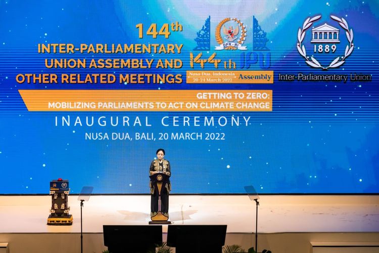 Ketua DPR RI Puan Maharani dalam pembukaan 144th Inter-Parliamentary Union (IPU) Assembly and Related Meetings di Bali International Convention Centre (BICC) Nusa Dua, Bali, Minggu (20/3/2022).
