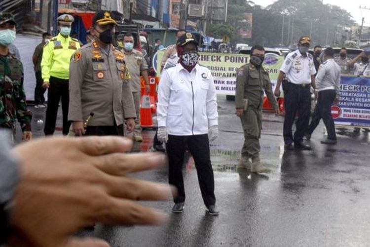 16 Kecamatan Di Kabupaten Bogor Masuk Zona Merah Otg Covid 19 Makin Sulit Didata Halaman All Kompas Com