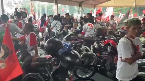 Disabilitas sampai Musisi Papan Atas Turut Ramaikan Kampanye Akbar Ganjar-Mahfud di Semarang