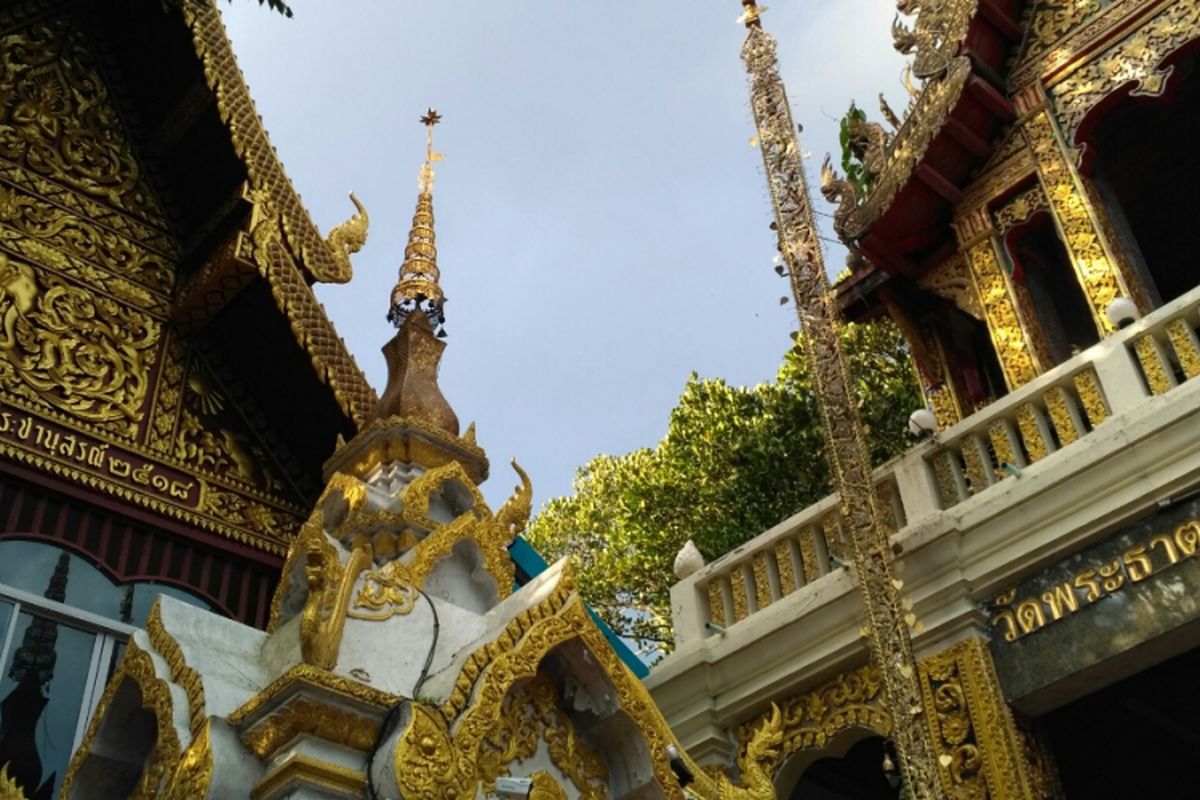 Suasana di Wat Phra That Doi Suthep di Chiang Mai, Thailand. 