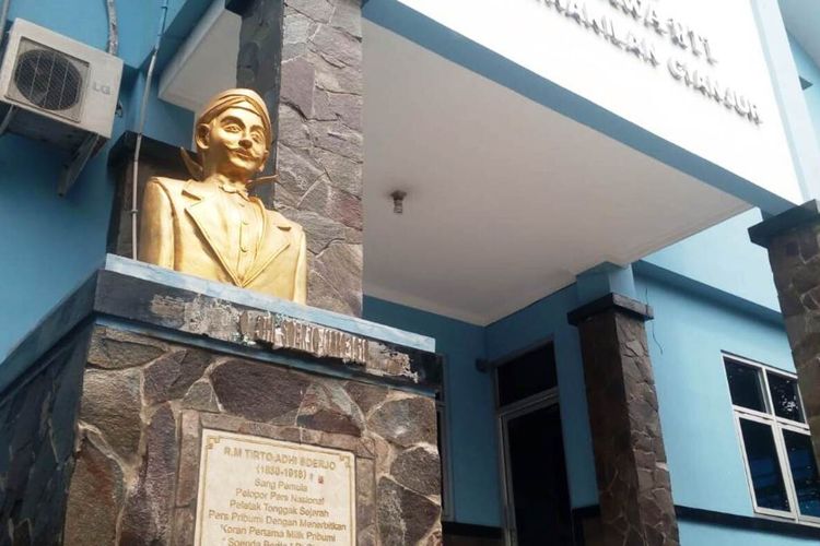 Foto RM Tirto Adhi Soerjo Kehidupan Dan Kiprahnya