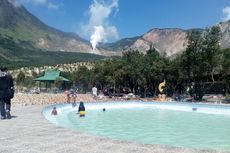 Kawah Papandayan Manjakan Pengunjung dengan Kolam Air Panas