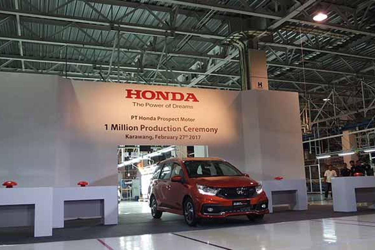 Mobilio menandai produksi lokal Honda Prospect Motor (HPM) ke-1 juta unit.