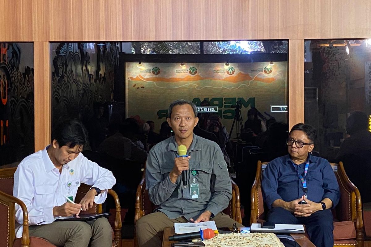 Kementerian Kehutanan menyampaikan informasi terkait karhutla Januari-Juli 2025, di Jakarta Pusat, Rabu (23/7/2025). 