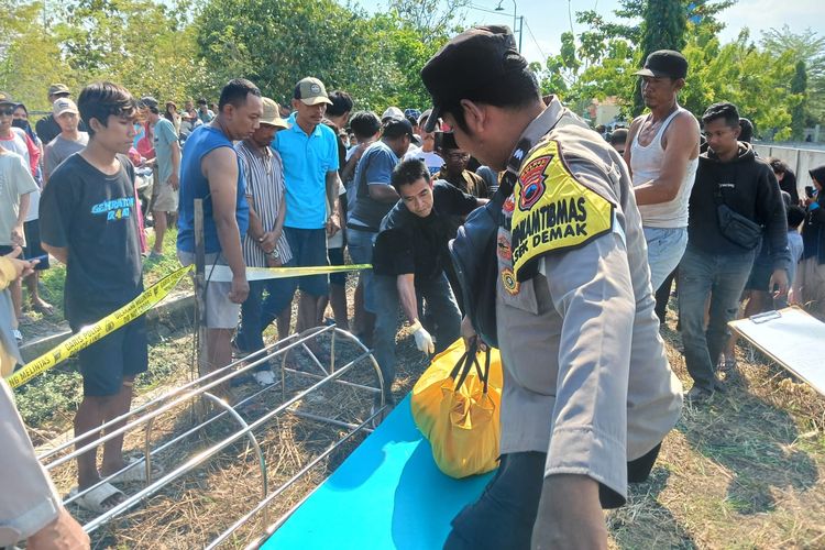Mayat Laki-laki Ditemukan di Embung Sedo Demak, Polisi Kesulitan Baca Sidik Jari Korban