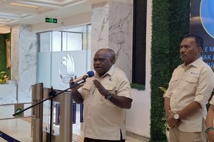 Natalius Pigai Rekomendasikan Buku Karya Orang Barat, Apa Alasannya?