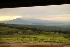 Gunung hingga Laut, Pemandangan 