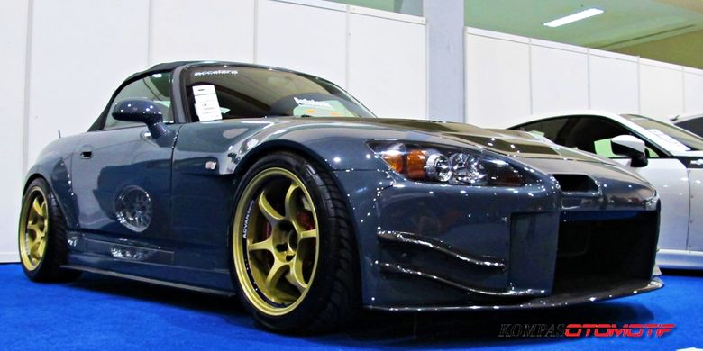 Honda S2000 Tampil Sporty Ala Jdm