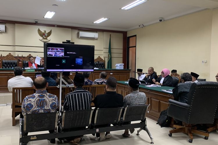 Sidang Korupsi Hibah Pokir Rp 22,27 Miliar, Kadisdik Jatim Aries Agung Jadi Saksi