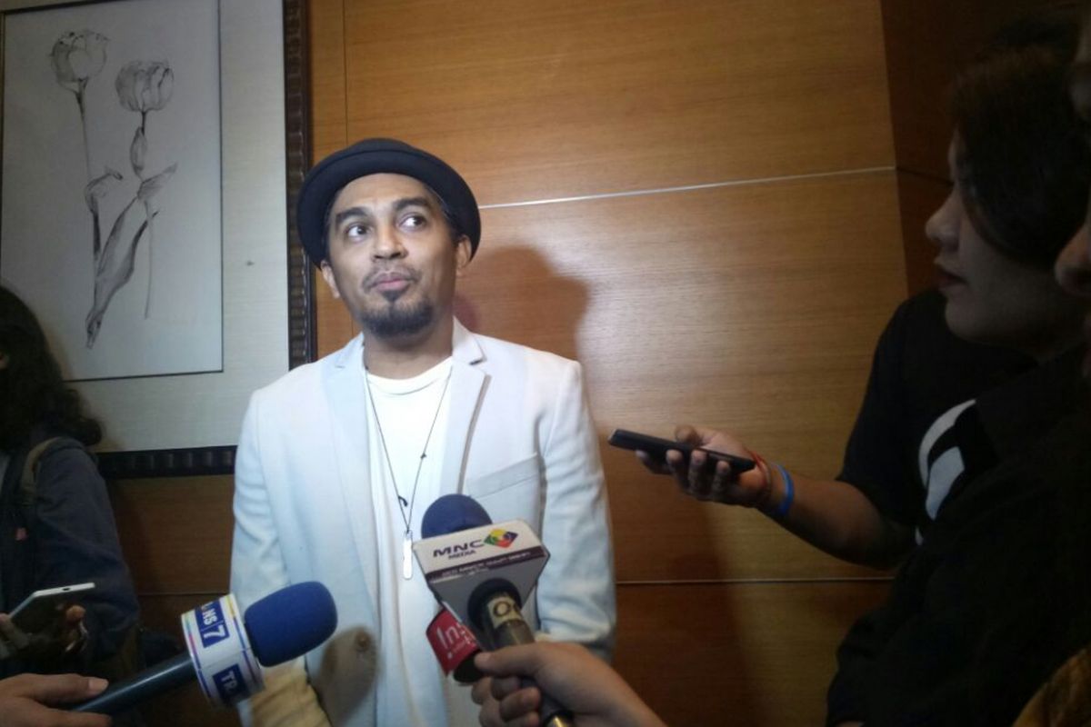 Glenn Fredly saat diwawancarai di Hotel Ritz Carlton, Jakarta Selatan, Rabu (19/7/2017).