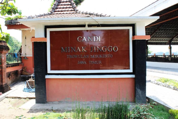Candi Minak Jinggo peninggalan Kerajaan Majapahit di Mojokerto, Jawa Timur.