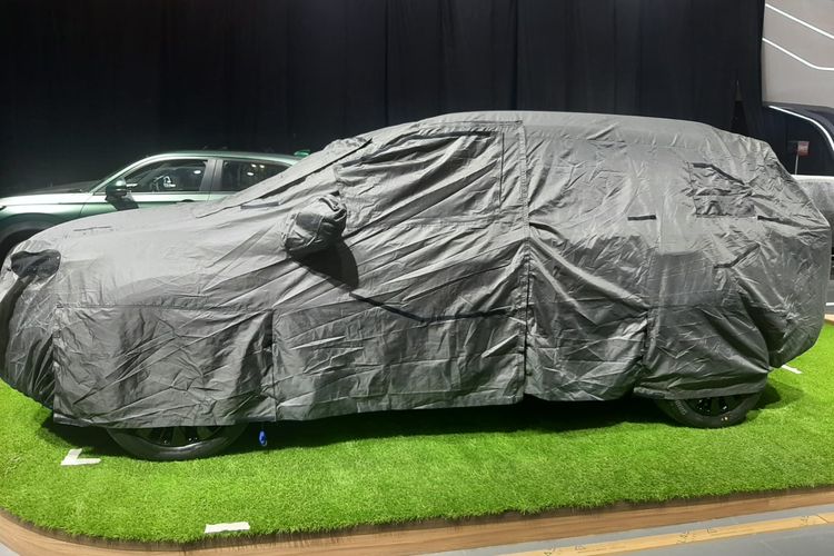 SUV baru dari Honda yang akan meluncur di GIIAS 2022 diselimuti cover tebal