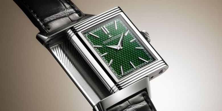 Jaeger-LeCoultre Reverso Tribute Enamel Hokusai Amida Falls