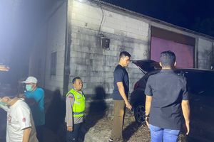 Rumah Tersangka Pembunuhan Bos Konter Ambarawa Digeruduk Warga, Polisi Turun Tangan