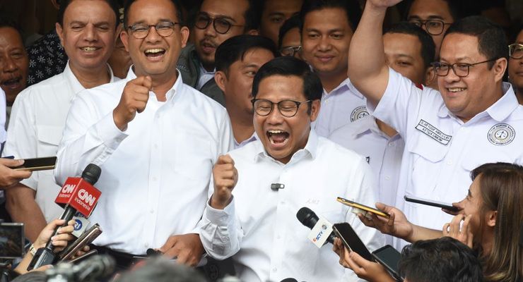 Jelang Pengumuman Hasil Pemilu, Anies Rayakan Ulang Tahun Ibunda, Cak Imin Berencana "War" Takjil