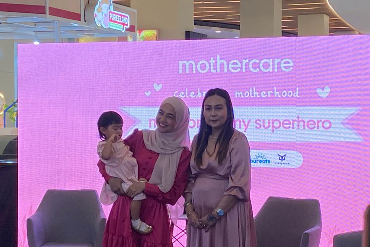 Ria Ricis di Mother Care, Mall Kota Kasablanka, Tebet, Jakarta Selatan, Sabtu (16/12/2023).