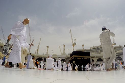 Tiba di Jeddah saat Penangguhan Terbit, 30 Jemaah dari Gresik Diizinkan Menunaikan Umrah