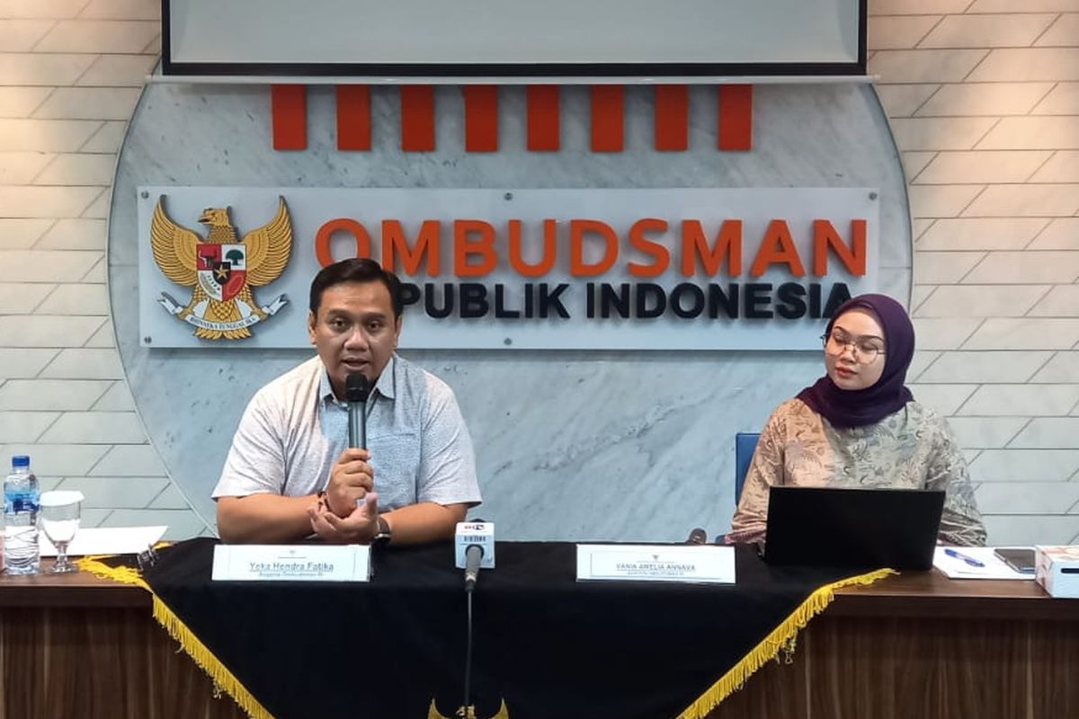 Anggota Ombudsman RI Yeka Hendra Fatika dalam Media Briefing di Kantor Ombudsman RI, Jakarta Selatan, Jumat (1/9/2023).