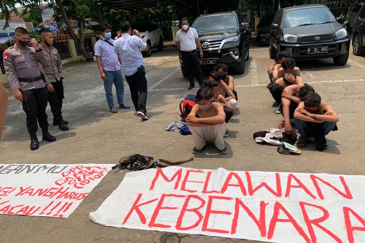 24 Pelajar diamankan di Polres Metro Tangerang Kota karena ikut aksi penolakan terhadap Undang-undang Cipta Kerja, Rabu (7/10/2020)