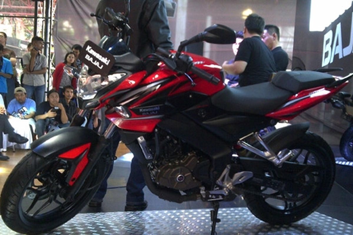 Pulsar 200NS dengan merek Kawasaki-Bajaj