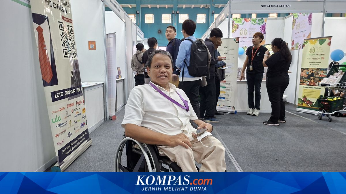 Kisah Daddy, Penyandang Disabilitas yang Tempuh 2 Jam Perjalanan dengan Kursi Roda demi Hadiri Job Fair Jakarta Barat
