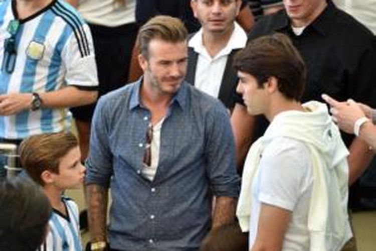 David Beckham bertemu dengan Kaka di Estadio Maracana, Minggu (13/7/2014).